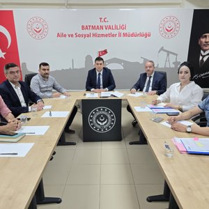 "Sosyal Hizmet Alanında Yürüttüğümüz Projelerle İlgili İşlemler Değerlendirildi" - fotoğraf 1