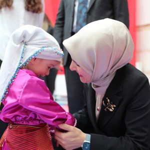 Aile ve Sosyal Hizmetler Bakanımız Göktaş Türkiye’de misafir edilen savaş mağduru çocuklarla bir araya geldi - fotoğraf 2