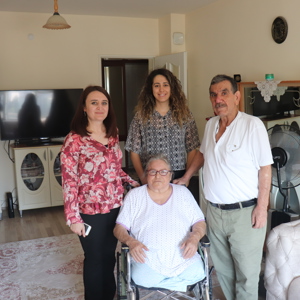 İl Müdürümüz Hatice DOST, Şehit Yakınları ve Gazilerimize Ziyarette Bulundu - fotoğraf 2