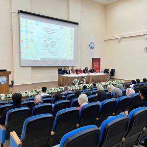 SOSYAL HİZMET ALANINDA İŞBİRLİĞİ: AİLE VE SOSYAL HİZMETLER İL MÜDÜRLÜĞÜ İLE GÜMÜŞHANE ÜNİVERSİTESİ SOSYOLOJİ BÖLÜMÜ ARASINDA SÖYLEŞİ PROGRAMI - fotoğraf 4
