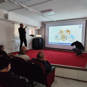 İncinebilir Gruplara ve Bakım Verenlerine Yönelik Afet Farkındalık Eğitim Programı Devam Ediyor - fotoğraf 3