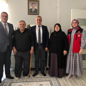 Anneler Günü vesilesiyle Devletimizin bekâsı uğruna canını feda eden Aziz Şehidimiz Piyade Uzman Onbaşı Ferhat ERDİN'İN bizlere emaneti kıymetli ailesini ziyaret ettik. - fotoğraf 1