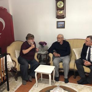 Anneler Günü vesilesiyle Devletimizin bekâsı uğruna canını feda eden Aziz Şehidimiz Yüzbaşı Alper KALEM'İN bizlere emaneti kıymetli ailesini ziyaret ettik. - fotoğraf 1