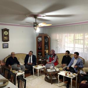 Anneler Günü vesilesiyle Devletimizin bekâsı uğruna canını feda eden Aziz Şehidimiz Yüzbaşı Alper KALEM'İN bizlere emaneti kıymetli ailesini ziyaret ettik. - fotoğraf 2