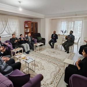 Aziz Şehidimiz Bülent Gider'in Kıymeti Ailesine Ziyaret - fotoğraf 1