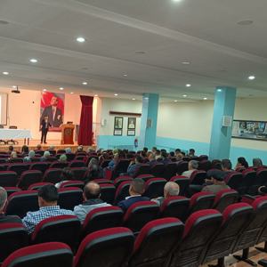 Taşköprü Kaymakamlığı Personellerine ‘Koruyucu Aile Hizmet Modeli Tanıtımı' Gerçekleştirildi - fotoğraf 3