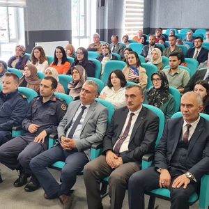 Küre ve İnebolu Kaymakamlığı Kaymakamlığı Personellerine ‘Koruyucu Aile' Eğitimi - fotoğraf 6