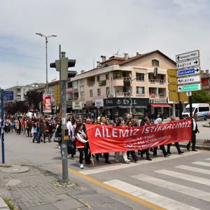 ‘Ailemiz İstikbalimiz’ temasıyla kortej yürüyüşü gerçekleştirildi - fotoğraf 2