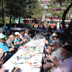 1 Ekim Dunya Yaslilar Gunu Etkinlikleri Kapsaminda Program Duzenlendi - fotoğraf 12