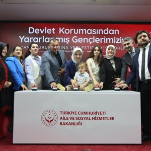 Bakanımız Mahinur Özdemir Göktaş Devlet Korumasından Yararlanmış Gençlerin Kamu Kurumlarına Yerleştirilmesi Kura Töreni’ne Katıldı - fotoğraf 1