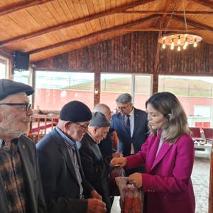 Kıymetli Büyüklerimizle Buluştuk - fotoğraf 1