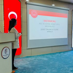 Kastamonu Tapu ve Kadastro Bölge Müdürlüğü Çalışanlarına Kadına Yönelik Şiddetle Mücadele Eğitimi Verildi - fotoğraf 2