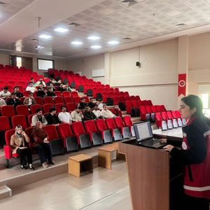 Tosya MYO Öğrencilerine Evlilik Öncesi Eğitim ve Aile Eğitimi Semineri  - fotoğraf 1