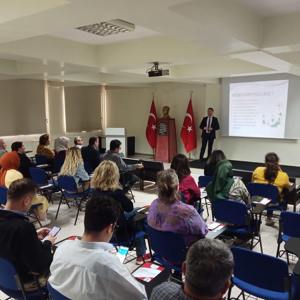 Kastamonu Defterdarlığında Koruyucu Aile Hizmet Modeli Tanıtımı Gerçekleştirildi - fotoğraf 2