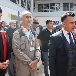Şehitlerimizin Kıymetli Ailelerini Kutsal Topraklara Dualarla Uğurladık - fotoğraf 4
