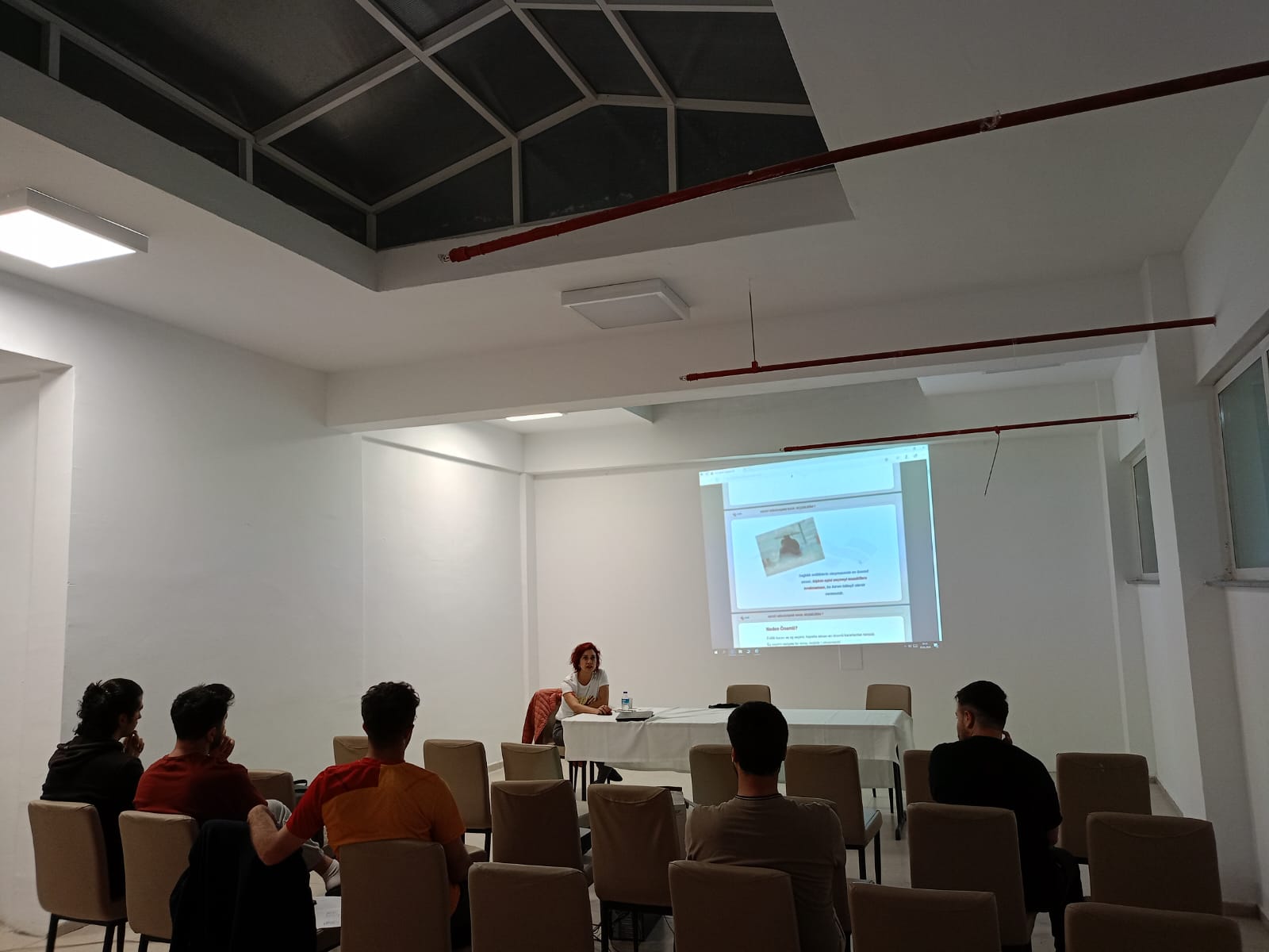 Aile Eğitim Programı Kapsamında “Evlilik Öncesi Eğitimi” Gerçekleştirildi.