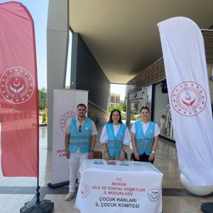 #MezitliSHM tarafından 12 Haziran #DünyaÇocukİşçiliğiyleMücadeleGünü kapsamında Mersin Marina'da stant açılmış olup vatandaşlarımıza rehberlik ve bilgilendirme çalışmalarında bulunuldu. - fotoğraf 1