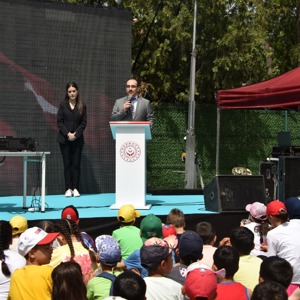 Geleneksel ÇEKOM Bilim ve Teknoloji Şenliği'nde Çocuklarımız İddialı Projeleriyle Geleceği Aydınlattı - fotoğraf 3