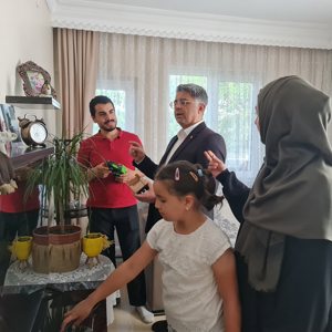 Sevginin En Güçlü Halidir Aile - fotoğraf 2
