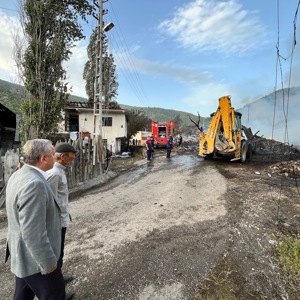  ‘Kırmızı Yelekliler’ olarak her daim vatandaşlarımızın yanındayız. - fotoğraf 1