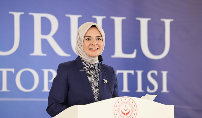 Minister Mahinur Özdemir Göktaş spoke at the "Ministry of Family and Social Services Scientific Board Commissions Meeting"