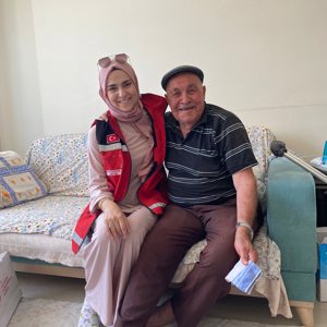 #KurbanBayramı ve #BabalarGünü vesilesiyle kıymetli şehit yakınlarımızı ve kahraman gazilerimizi ziyaret ederek bayramlarını kutladık.   #KurbanBayramınızMübarekOlsun  📍Erdemli - fotoğraf 1