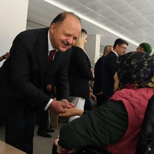 Tarım ve Orman Bakanı Sayın İbrahim Yumaklı'dan Huzurevimize Bayram Ziyareti - fotoğraf 2