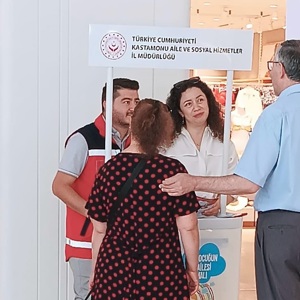 Koruyucu Aile Günü Etkinlikleri Kapsamında Tanıtım Standı Kuruldu - fotoğraf 3
