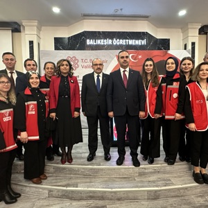 Kahramanlarımız ve Yakınları ile İftardayız - fotoğraf 1