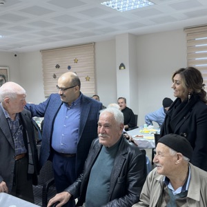 Karesi Huzurevi Yaşlı Bakım ve Rehabilitasyon Merkezi Müdürlüğü İftar Programı - fotoğraf 10
