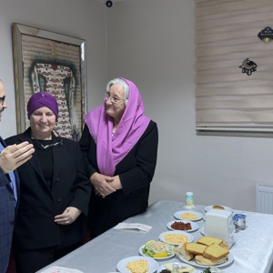 Karesi Huzurevi Yaşlı Bakım ve Rehabilitasyon Merkezi Müdürlüğü İftar Programı - fotoğraf 1