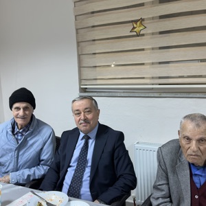 Karesi Huzurevi Yaşlı Bakım ve Rehabilitasyon Merkezi Müdürlüğü İftar Programı - fotoğraf 4