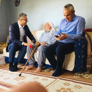 Cumhurbaskanligi Kulliyesinde Duzenlenen Yaslilik Surasina Katilan Yaslimiz Ismail BARAN'i Dunya Yaslilar Gununde de Yalniz Birakmadik - fotoğraf 3