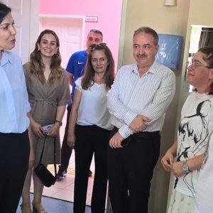 Engelli Yaşlı Hizmetleri Genel Müdür Yardımcımız  Sn. Uzm. Dr. Mehtap   Bingül Hanımefendi Engelsiz Yaşam Merkezinde Özel Gereksinimli Kardeşlerimizle  Biraraya Geldi - fotoğraf 4