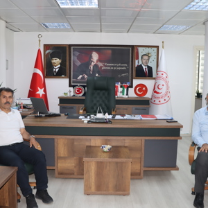 Muş İl Özel İdaresi Genel Sekreteri Şeyhmus YENTÜR, İl Müdürümüz Abdulbari AKSOY'u ziyaret ederek hayırlı olsun dileklerinde bulundular. - fotoğraf 1