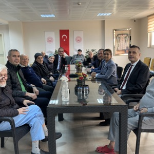 Karesi Huzurevi Yaşlı Bakım ve Rehabilitasyon Merkezi Müdürlüğümüzdeki Büyüklerimize Müzik Dinletisi - fotoğraf 3