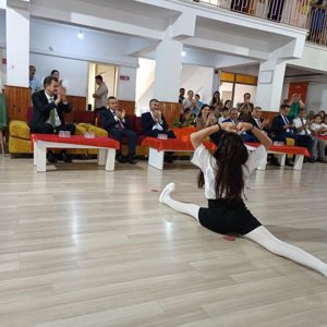 Aile ve Sosyal Hizmetler Bakan Yardımcımız Sayın Zafer Tarıkdaroğlu, Mersin Çocuk Evleri Sitemizdeki canımız çocuklarımızla bir araya geldi. Çocuklarımız bugüne özel hazırladıkları gösterilerini sergilediler.  - fotoğraf 2