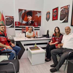 Vatanımız İçin Canını Feda Eden Kahramanlarımız Ve Onların Aileleri İle Bir Aradayız - fotoğraf 4