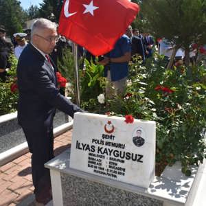 Bir Hilal Uğruna Canlarını Feda Şehitlerimizin Ruhları Şad Olsun - fotoğraf 5