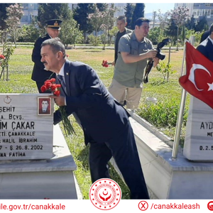 Şehitlerimiz, Hastane Bayırı Şehitliğinde Rahmet, Minnet ve Şükranla Anıldı - fotoğraf 1