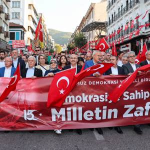 15 Temmuz Demokrasi ve Milli Birlik Yürüyüşü Coşkuyla Gerçekleştirildi - fotoğraf 2