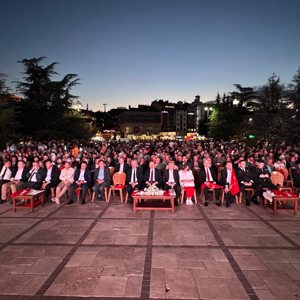 Kastamonu ASH Ailesi Olarak 15 Temmuz Demokrasi ve Milli Birlik Gününde Nöbetteyiz - fotoğraf 1