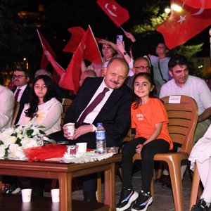 Kastamonu ASH Ailesi Olarak 15 Temmuz Demokrasi ve Milli Birlik Gününde Nöbetteyiz - fotoğraf 6