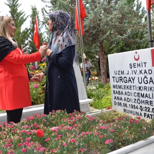 “15 Temmuz Demokrasi ve Milli Birlik Günü” münasebetiyle Kırıkkale Şehitliği ziyareti. - fotoğraf 4