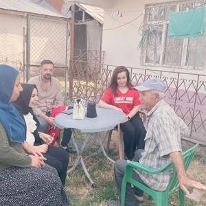 Şube Müdürümüz Nevim EVLİYAOĞLU ve Şehit Gazi Birimi tarafından Şehit Mahmut KAYA, Şehit Hacı KAYA’ nın kıymetli aileleri ve Gazi Hasan DONAR ziyaret edilmiştir. Bu vesile ile şehitlerimize rahmet diliyoruz. Kahraman Gazilerimize de minnetle yad ediyoruz. - fotoğraf 1