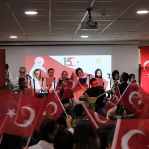 15 Temmuz Demokrasi ve Milli Birlik Gününde Korunma ve Bakım Altındaki Çocuklarımızın Demokrasi Nöbeti - fotoğraf 3