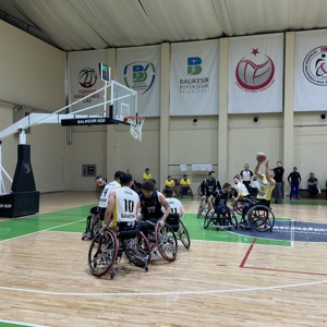 Tekerlekli Sandalye Basketbol Süper Ligi Müsabakası - fotoğraf 1