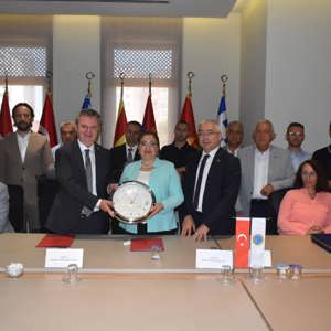 Çocuklarımız İçin Bir Aradayız - fotoğraf 1