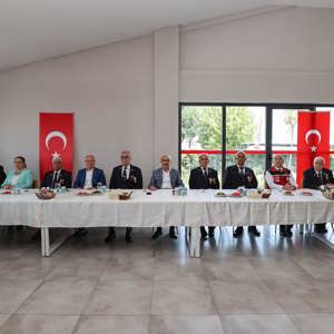 Kıbrıs Barış Harekatı'nın 50. Yıl Dönümünde Gazilerimizle Bir Araya Geldik - fotoğraf 1