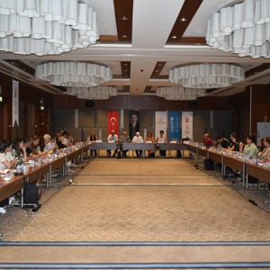 Çocuk Yaşam Merkezleri İçin Değerlendirme Çalıştayı Çocuk Hizmetleri Genel Müdürü Sayın Ayşegül YILDIRIM KARA’nın Katılımıyla Gerçekleştirildi - fotoğraf 2